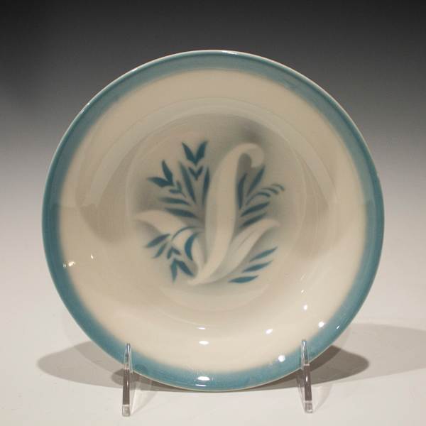 Bowls (Set of Two) by Onondaga Pottery Company, Image 1.