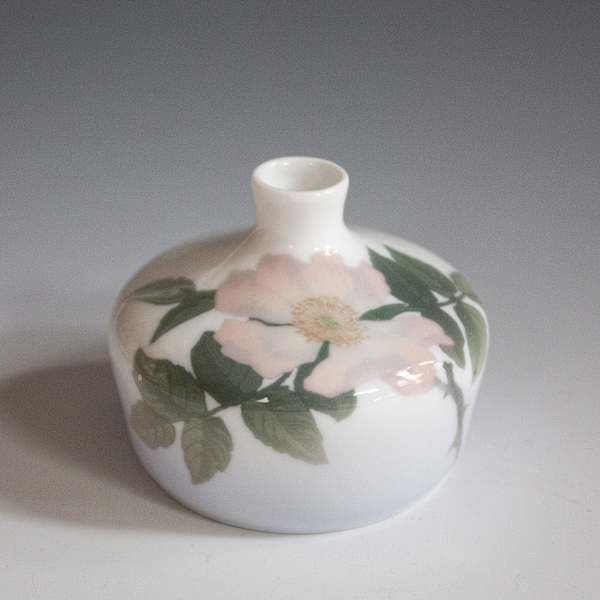 Vase by Royal Copenhagen, Image 2.