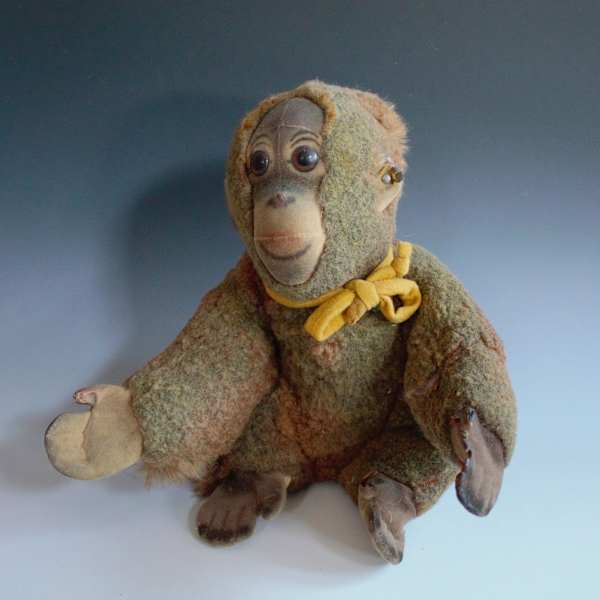 Stuffed Animal by Steiff, Image 1.