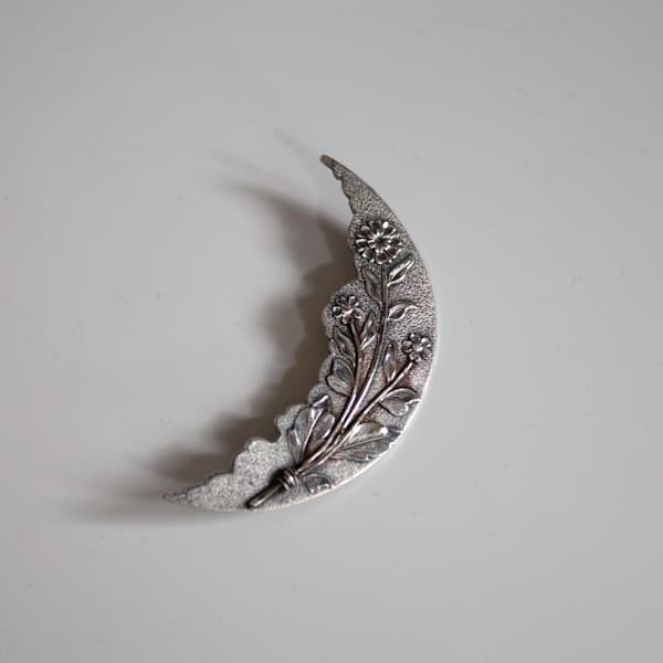 Brooch by Frank M. Whiting, Image 1.