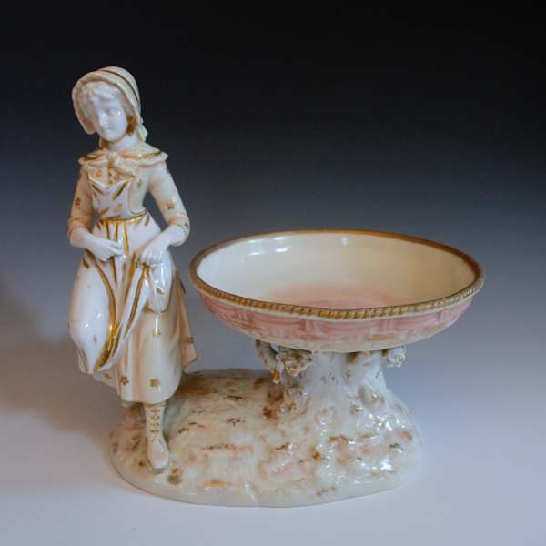 Sweetmeat Server by Porzellanfabrik Rudolstadt Straus & Söhne A.G., Image 1.