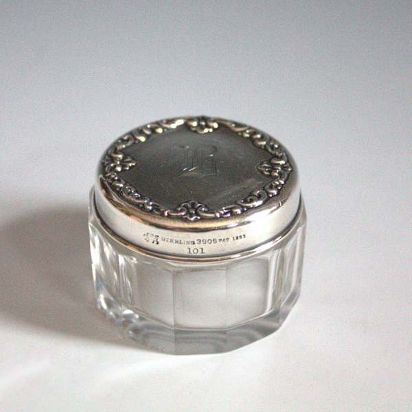 Cosmetic Pot by Whiting Manufacturing Co., Image 1.