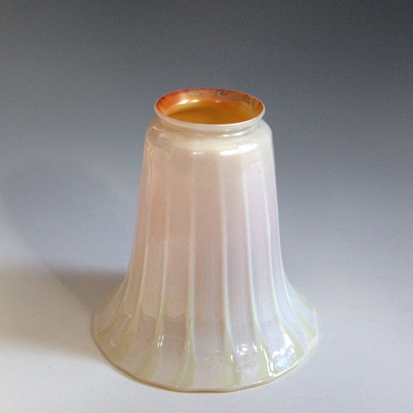 Light Shade by Quezal, Image 2.