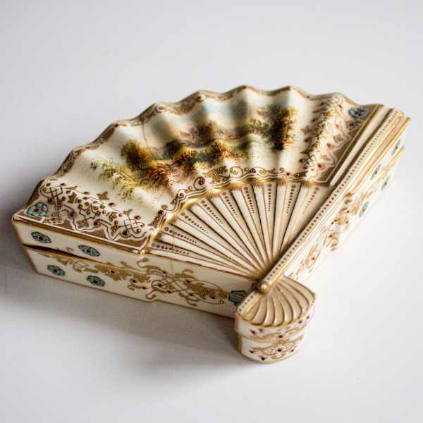 Trinket Box by Coalport, Image 1.