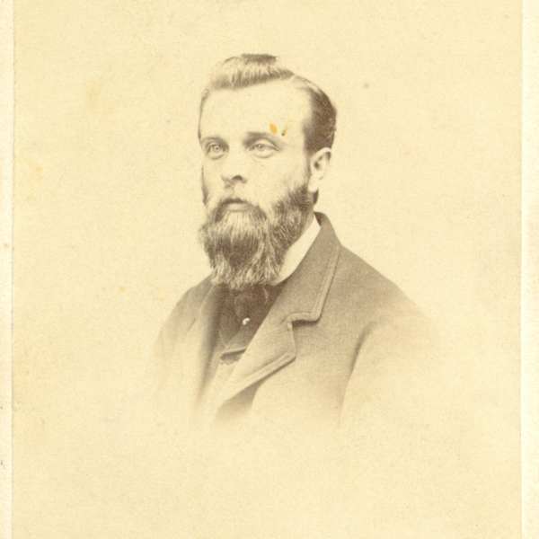 Carte de Visite by Howard & Co., Image 2.