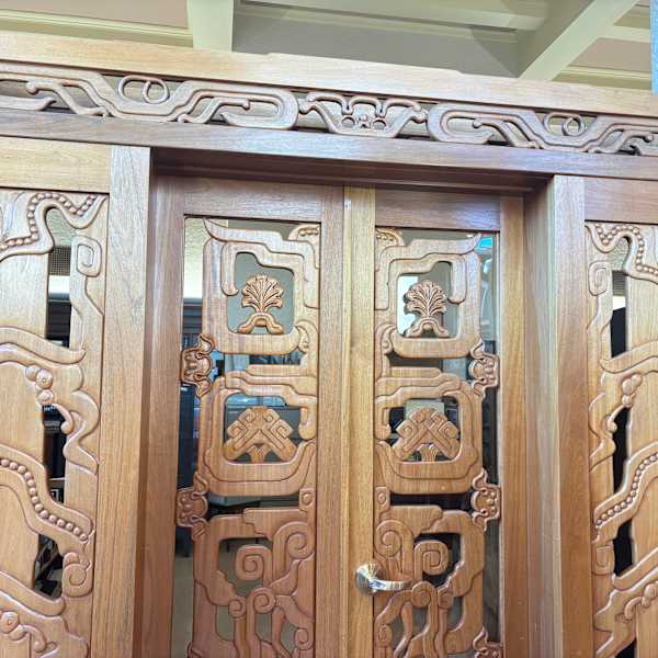 Berkeley Library Gates by Miles Karpilow, Image 4.