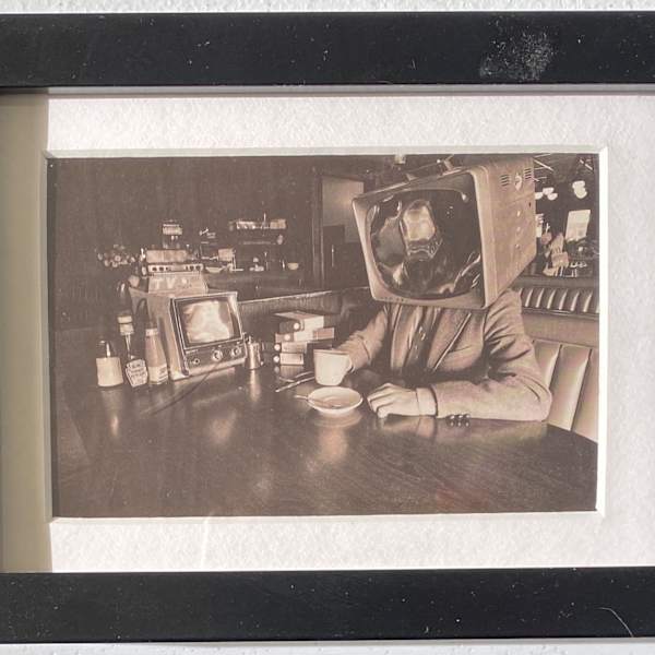 TV Head at Chuckburger Restaurant by Jules Backus, Image 2.