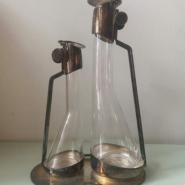Alessi Oil and Vinegar Cruet Set by Achille Castiglioni, Image 1.