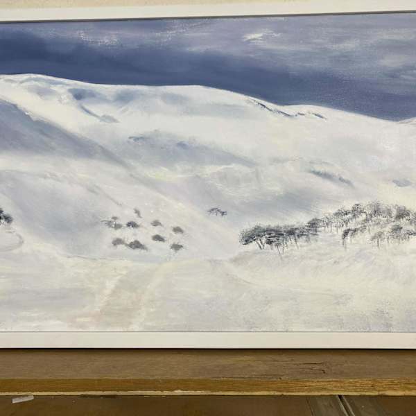 Main Range by Toni Clarke, Image 1.
