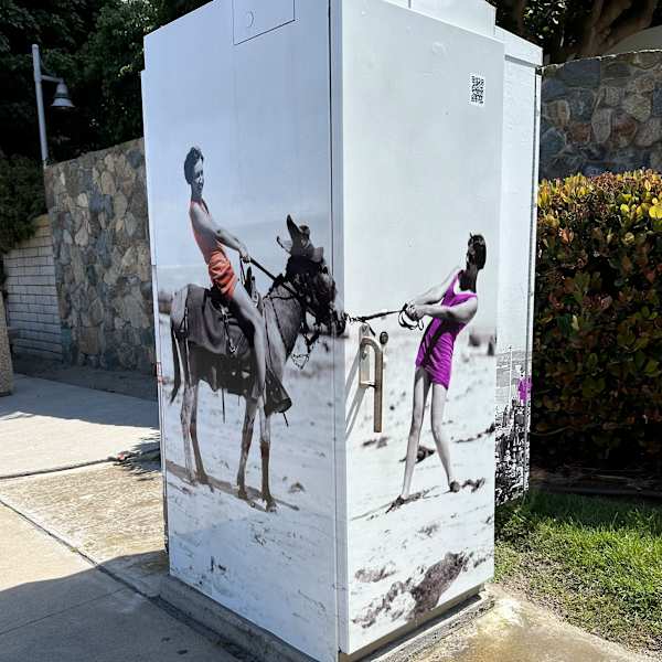 Art Outside the Box Take 2: Avenida de Las Arenas and Silver Strand by Sophia Hodges, Rebekka Siqueiros, Image 1.