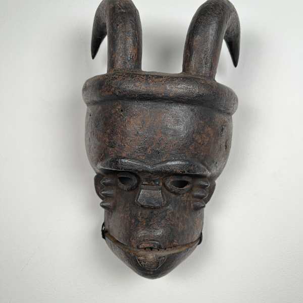 Ibibio Mask by Ibibio culture, Image 1.