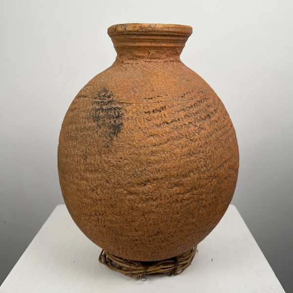Clay Jar by Bura culture, Image 1.