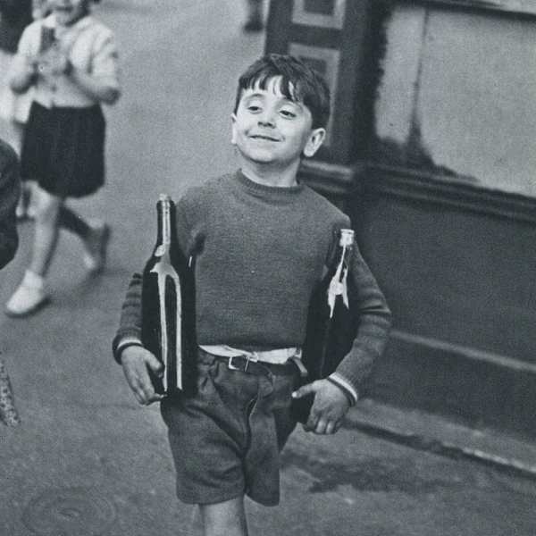 Rue Mouffetard, Paris 1954 by Henri Cartier-Bresson, Image 1.