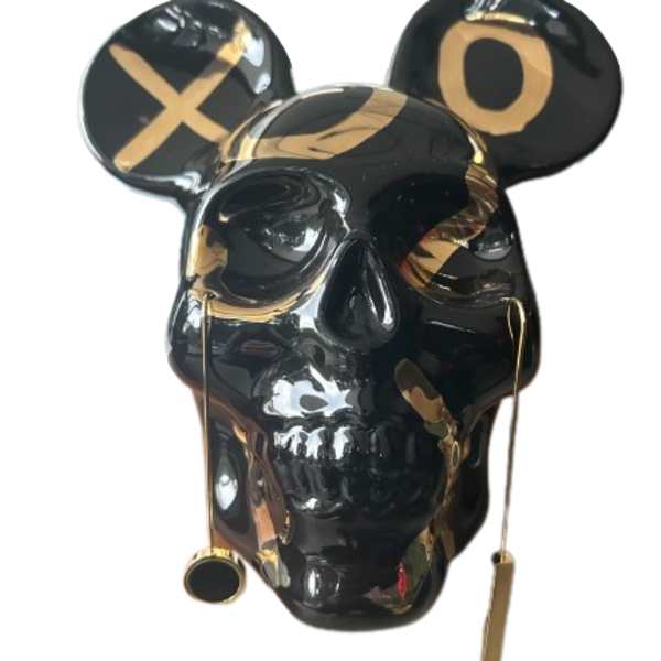 HARAJUKU SKULL GLOSS BLACK GOLD II (MICKEY) by Alonso Cartú, Image 3.