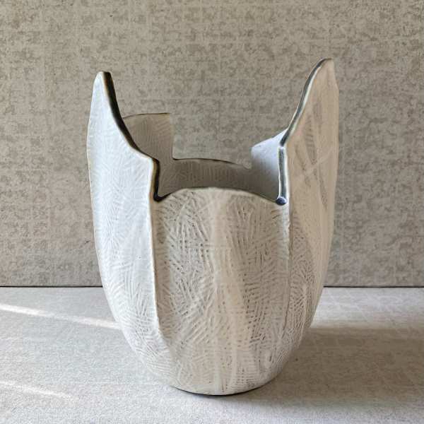 Tulipia Series by Suzanne Wang, Image 1.