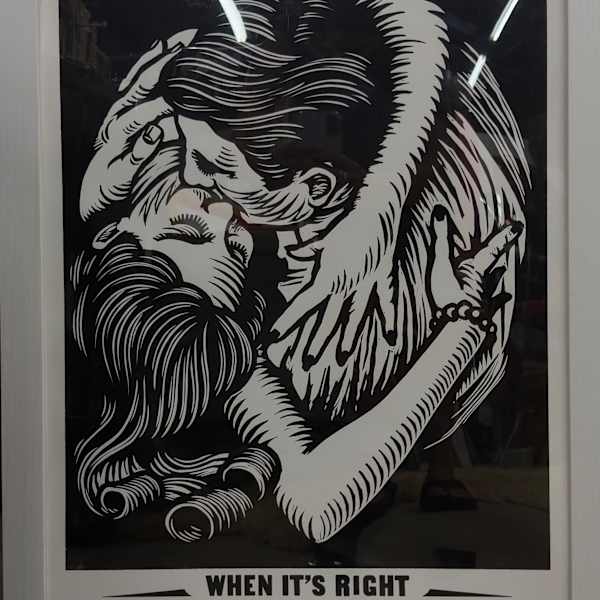 When its right you cant say who is kissing who by Martin Mazorra, Image 1.