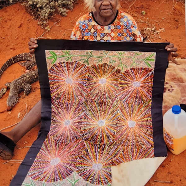 Bush flowers by Katie Kemarre, Image 1.
