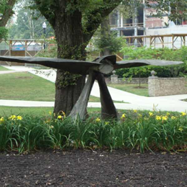 Two Winged Flyers (OSU - Psychology Building) by Magdalena Abakanowicz, Image 1.