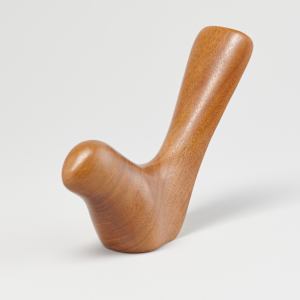 Bird Shoehorn by Harald Peterson  Image: Photo credit: Alexis Oltmer