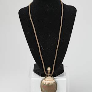 Pin/Pendant with Shells by Frank Parkel