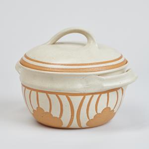 Casserole Dish with Lid by Sally Ann Endleman  Image: Photo credit: Alexis Oltmer