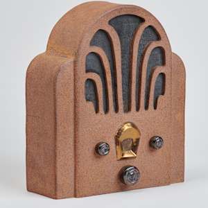 Radio Sculpture by Michael Feno  Image: Photo credit: Alexis Oltmer