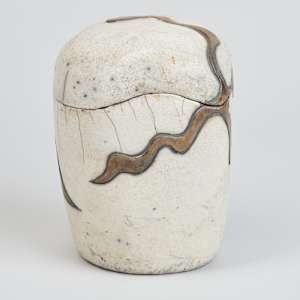 Box with Lid by Sande Deitch  Image: Photo credit: Alexis Oltmer