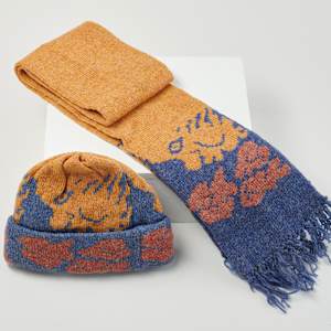 Northwind Scarf by Tungey Wood Designs  Image: Photo credit: Alexis Oltmer