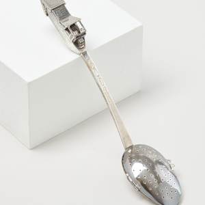 Sterling Tea Infuser with House Handle by Mary Ann Spavins  Image: Photo credit: Alexis Oltmer