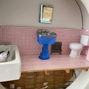 Toilet (Shared Spaces) by Joanne Steinhardt 