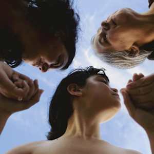 xadɁakbadax̌ (women) by Ashley Frantz