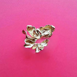 FLEURS DE MON JARDIN BESPOKE FLORAL RING by Rita GOBIN
