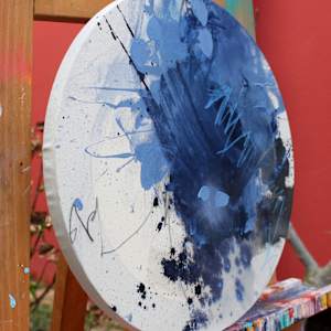 BLUE HOUR (Tondo small) by Daniela Schweinsberg  Image: From the left