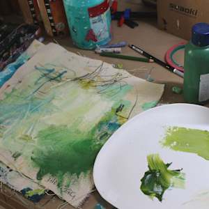SNATCHES OF A CONVERSATION WITH ART (#10) by Daniela Schweinsberg  Image: In the studio