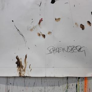 She paints outside the lines V by Daniela Schweinsberg, Image 3.