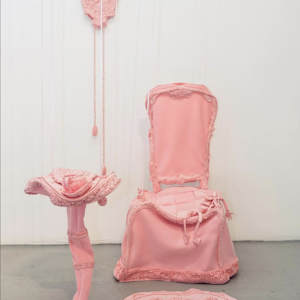 Hollow (Chair) by Patricia L. Cooke, Image 1.