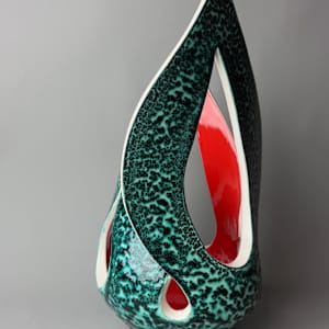 Elegant Bloom No. 187 by Lisette Cedeno, Image 9.