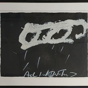 Forma Blanca by Antoni Tàpies 