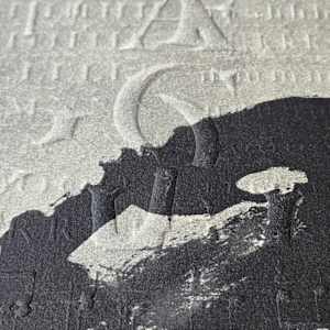 Variations sur un Thème Musical 18 by Antoni Tàpies 