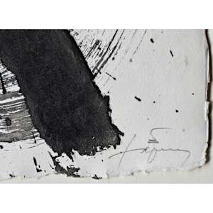 Carmí 5 by Antoni Tàpies 