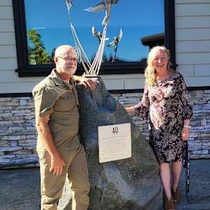 Flight of 40 knots by Ian Lowe 