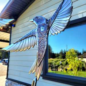 Flight of 40 knots by Ian Lowe 