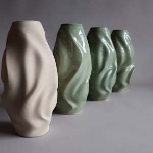 Material Inquiry: Vessel 8x4 by Topher Gent 