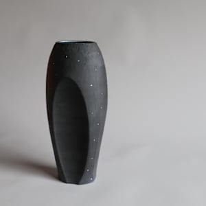 Vessel 4B by Topher Gent 