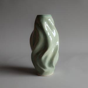 Vessel 8 (green 2) by Topher Gent 