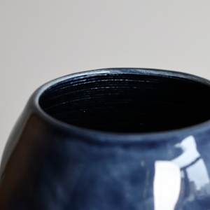 Vessel 9 (midnight) by Topher Gent 