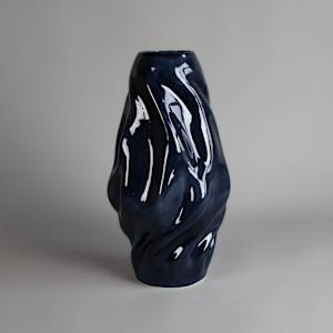 Vessel 9 (midnight) by Topher Gent 