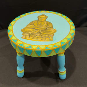 Buddha Stool by Leslie Nichol