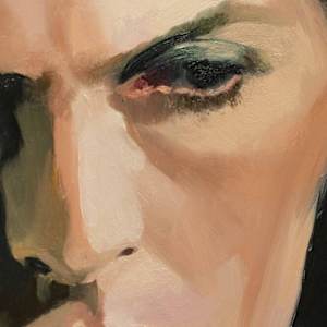 Bowie by Alexander Grimm  Image: Close-up
