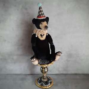 Circus malayan bear by Aya Sakai 